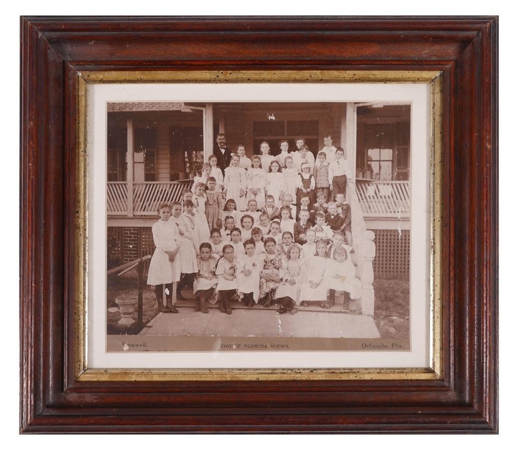ORLANDO SCHOOL CLASS PHOTO