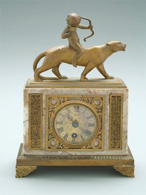 Ormolu mounted key wind shelf