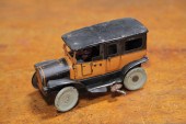 OROBRE TIN WIND UP CAR.  Germa