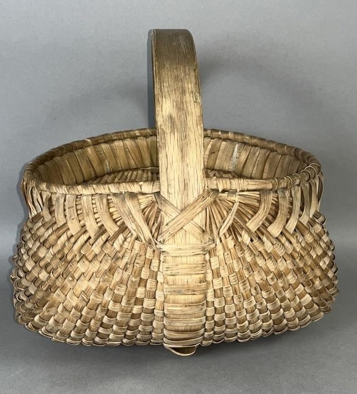 ORSCHBOK SHAPED EGG BASKET CA.