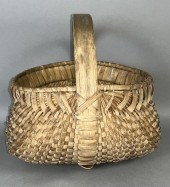 ORSCHBOK SHAPED EGG BASKET CA.