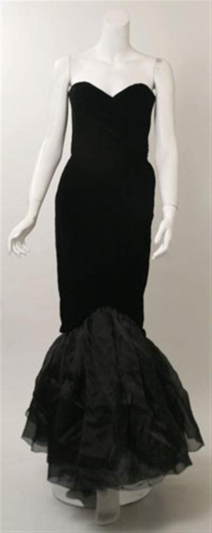 Orsina strapless black velvet