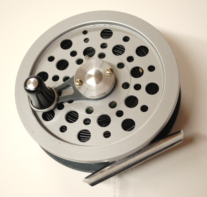 ORVIS MAGNALITE MULTIPLIER FLY