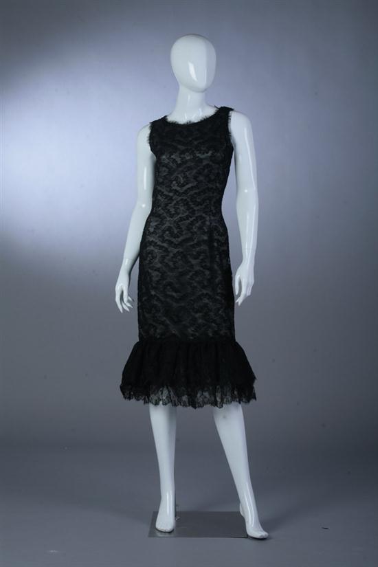 OSCAR DE LA RENTA BLACK LACE