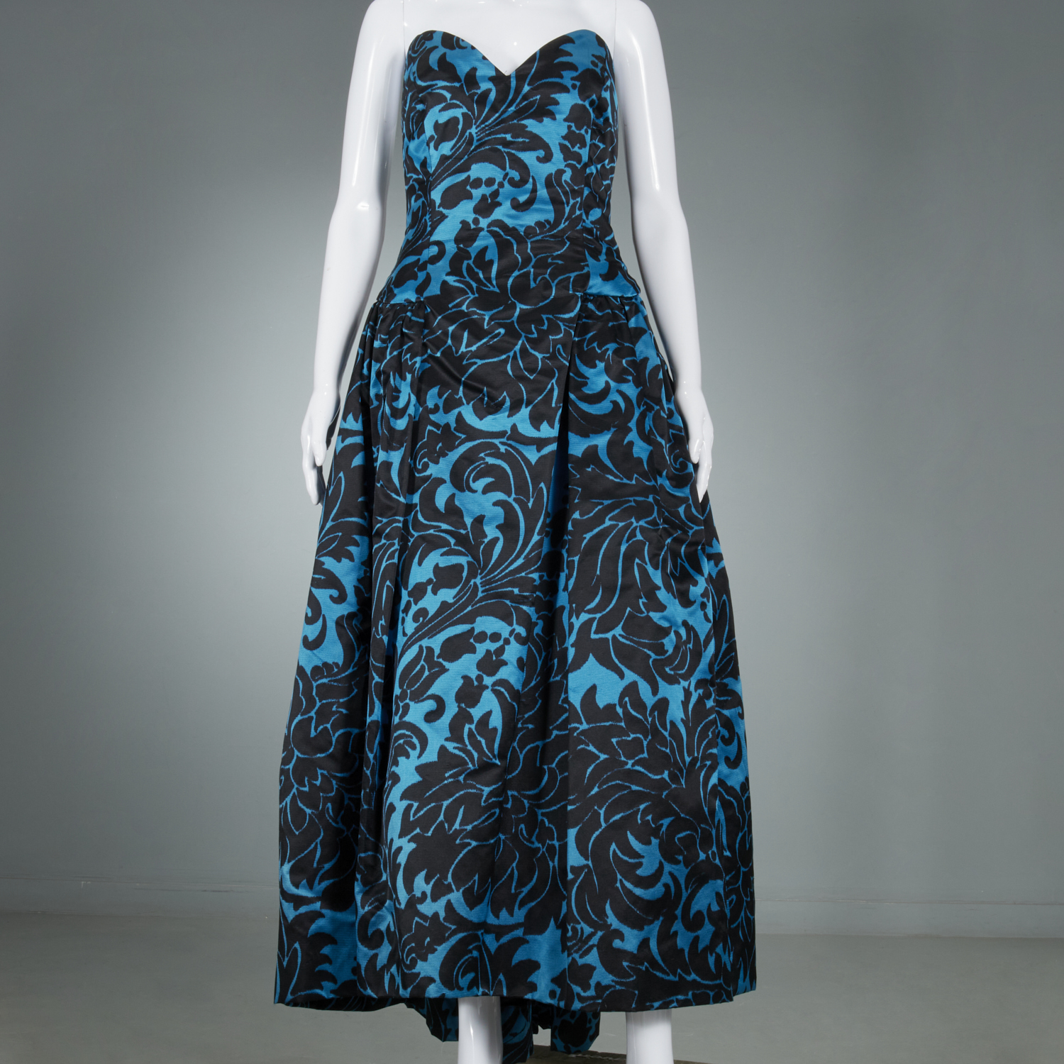 OSCAR DE LA RENTA SILK PRINT