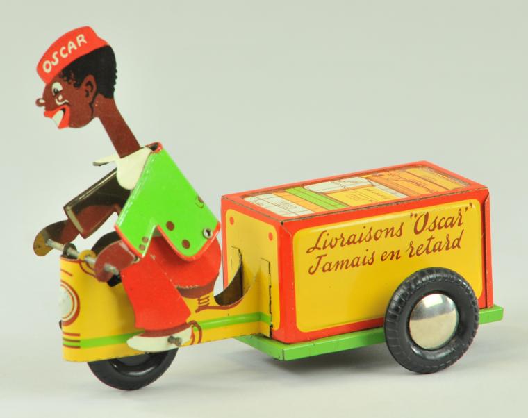 OSCAR RIDING IN CART France