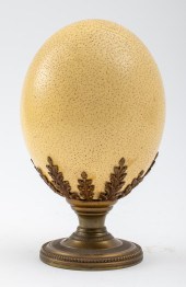 OSTRICH EGG ON BRASS STAND Ost