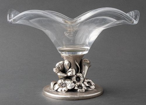 OTTAVIANI CRYSTAL CENTERPIECE