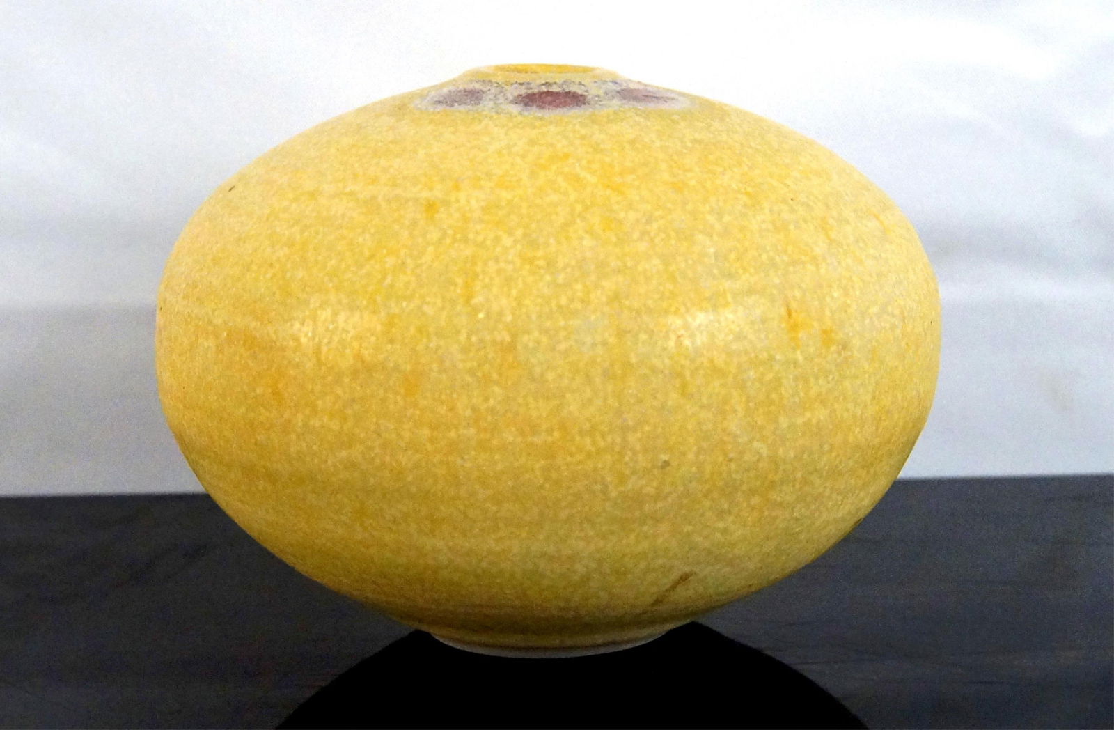 OTTO HEINO (1915-2009) YELLOW GLAZE