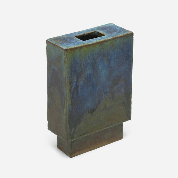 Otto  Natzler. Rectangular