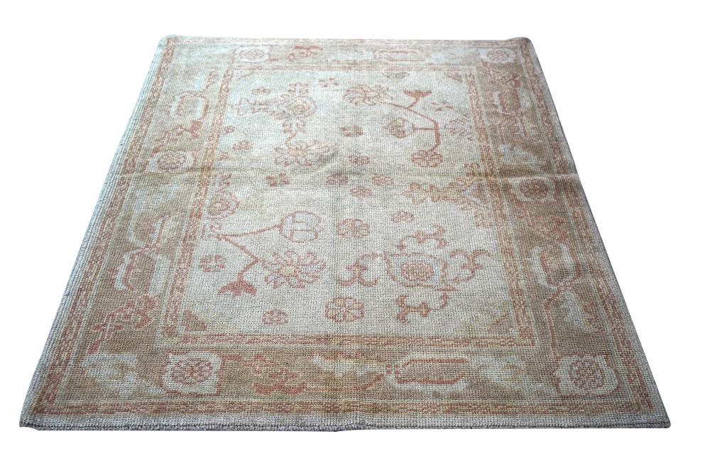 OUSHAK CARPETCondition: even
