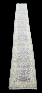 OUSHAK HAND-KNOTTED TURKISH DE