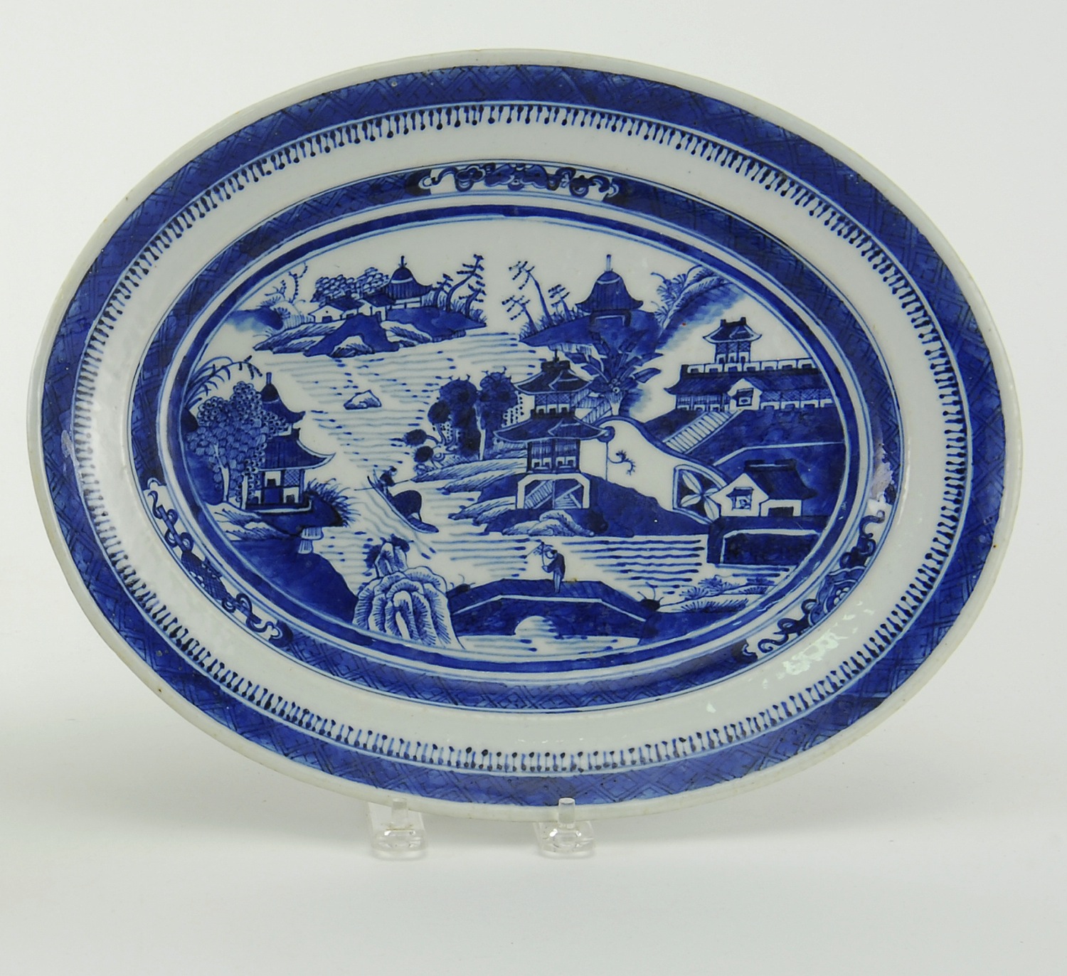 OVAL CHINESE EXPORT NANKING