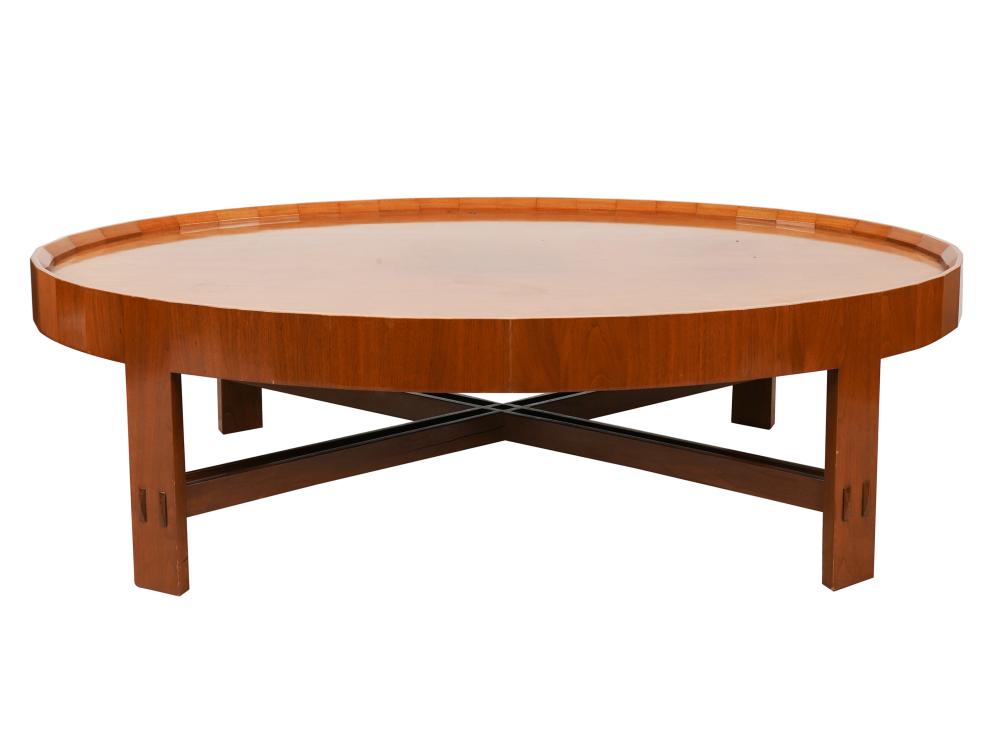 OVAL MAHOGANY COFFEE TABLElate 20th