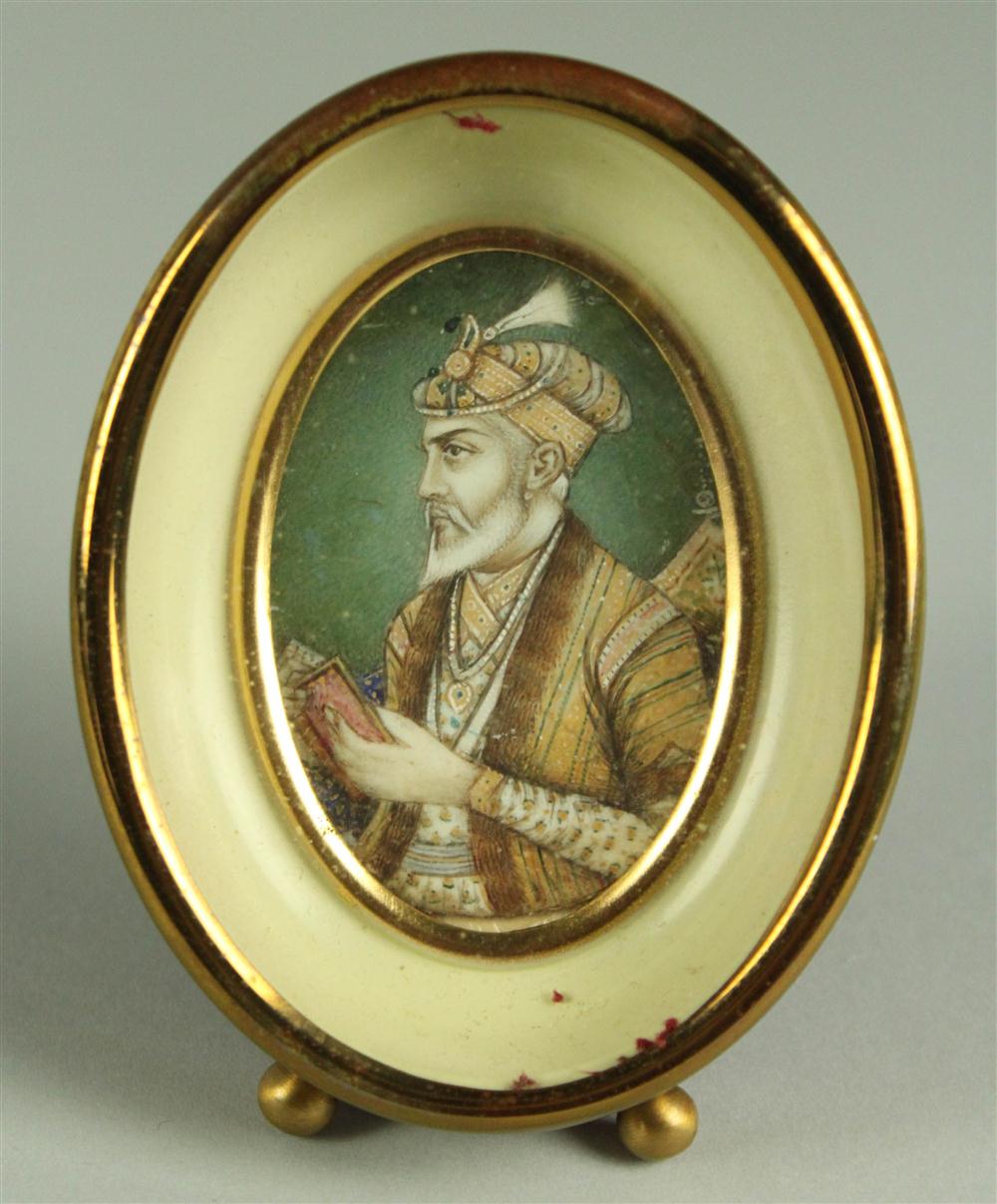 OVAL PORTRAIT MINIATUR E POSSIBLY