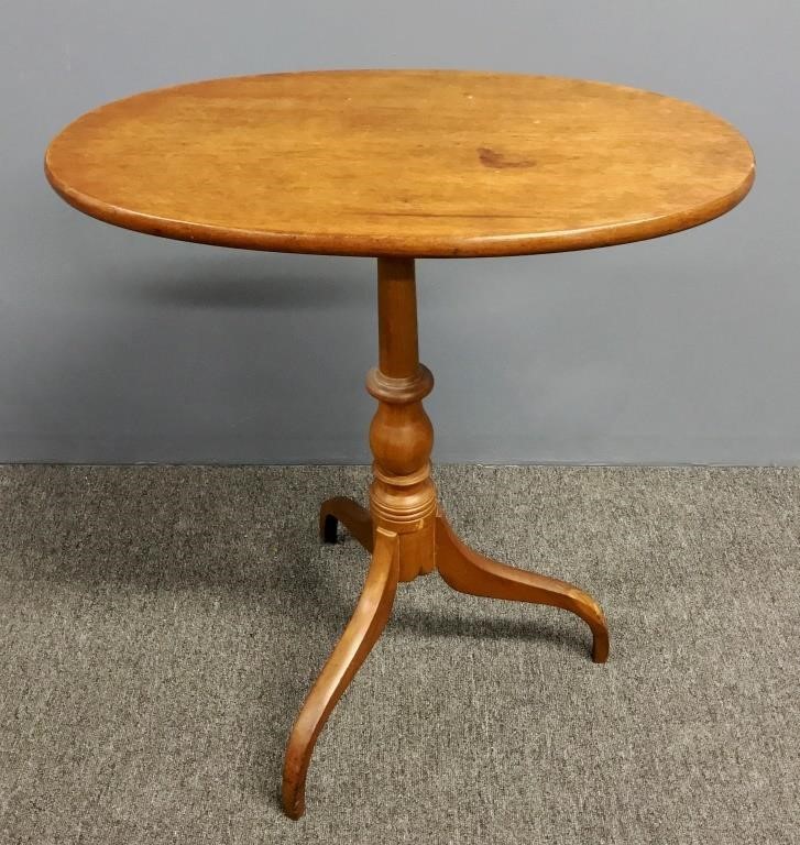 Oval tilt-top candlestand, circa