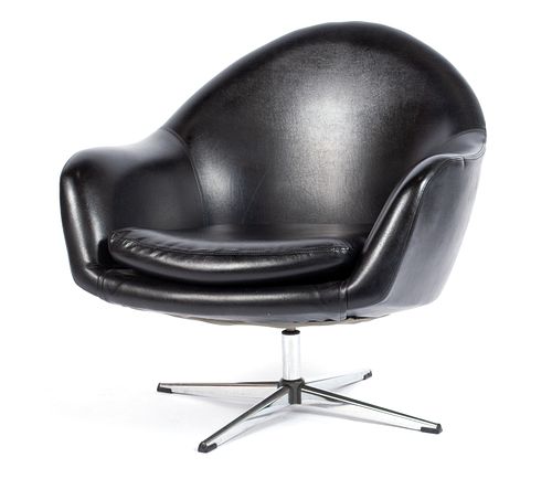 OVERMAN SWIVEL POD CHAIROVERMAN