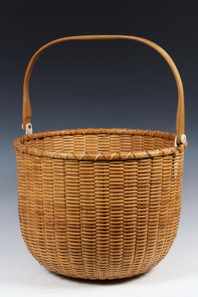 OVERSIZED NANTUCKET BASKET -