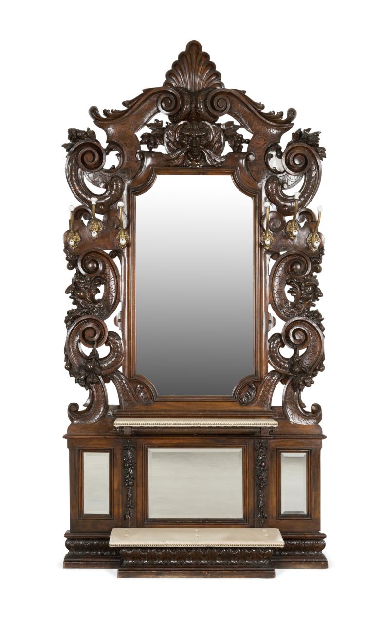 OVERSIZED VICTORIAN REVIVAL