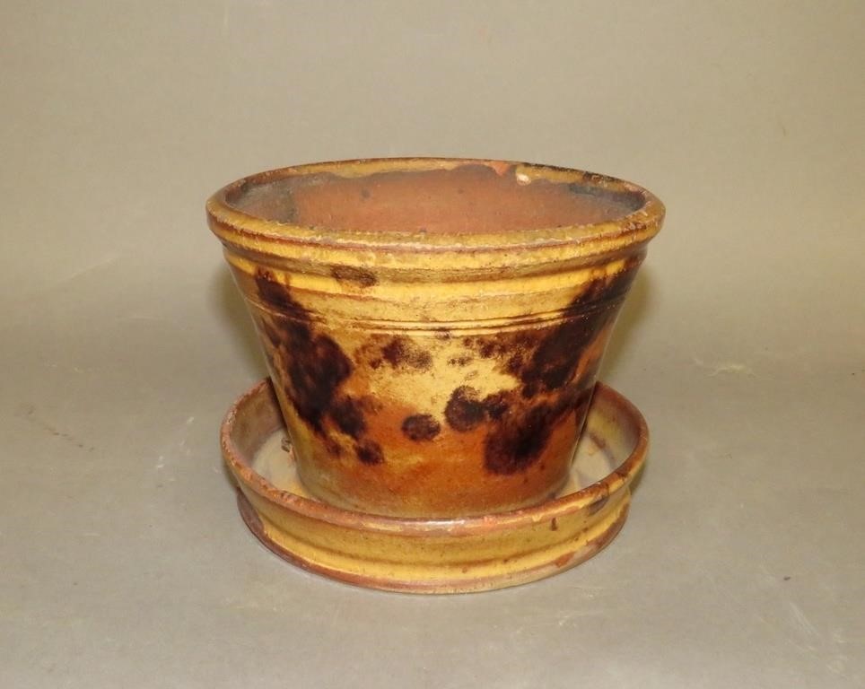 PA MANGANESE SPONGED REDWARE FLOWER