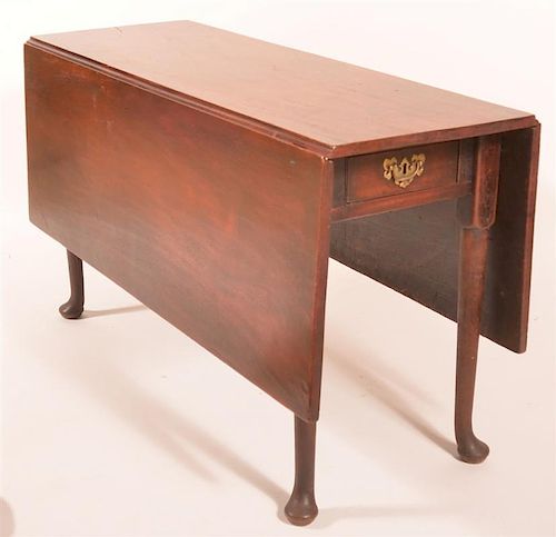 PA QUEEN ANNE WALNUT DROP LEAF