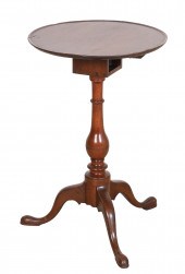 PA Walnut Dishtop Queen Anne C