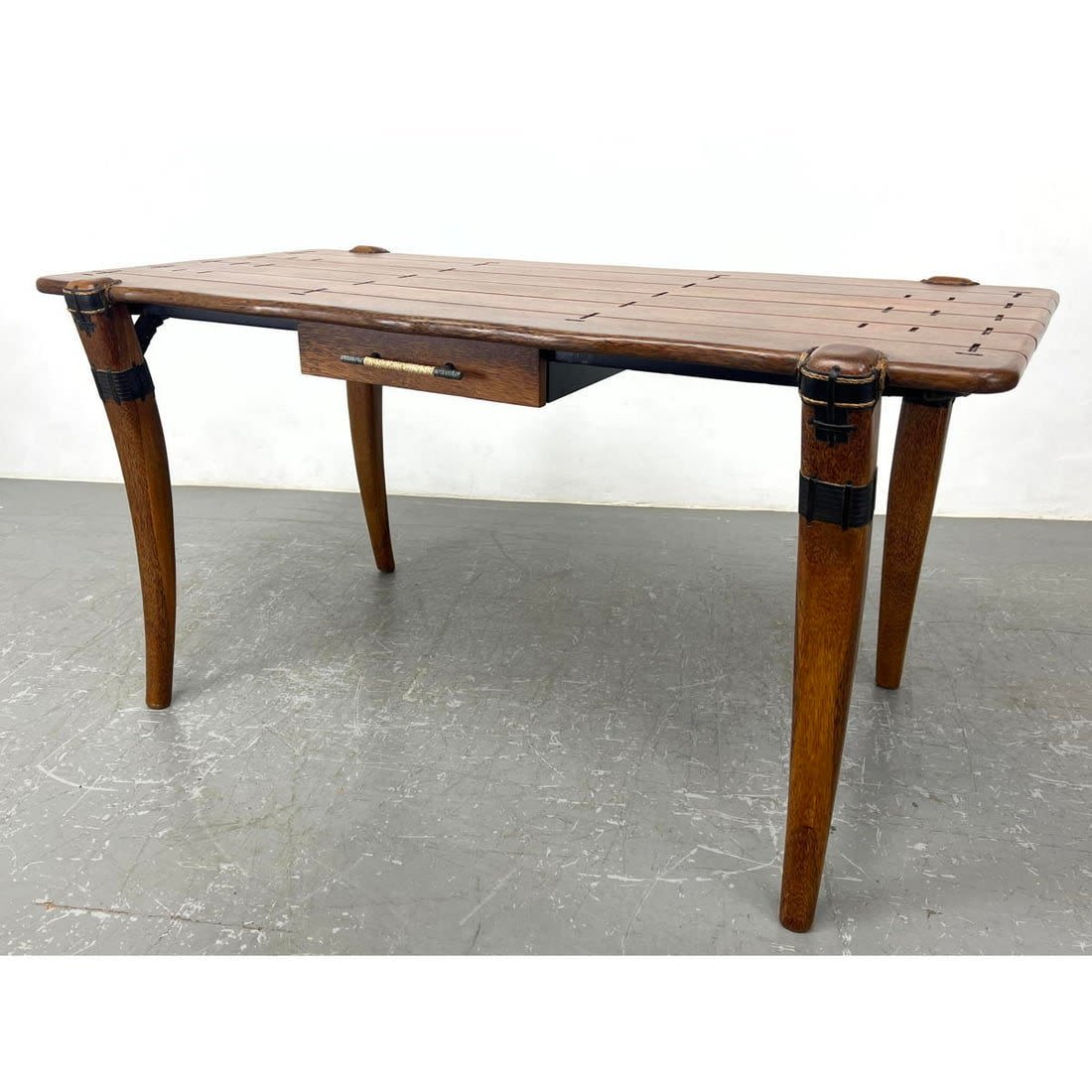 Pacific Green Mendi Desk Table with