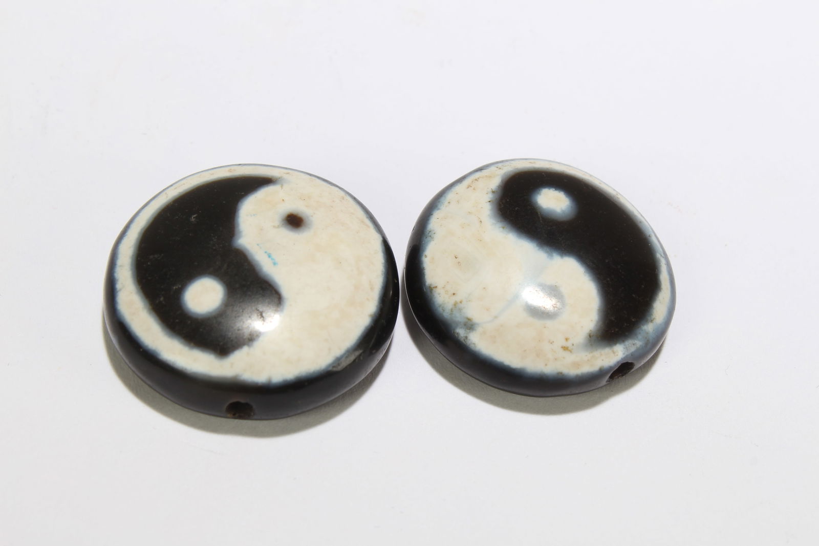 PAID OF CHINESE TAI-CHI BEADSPaid