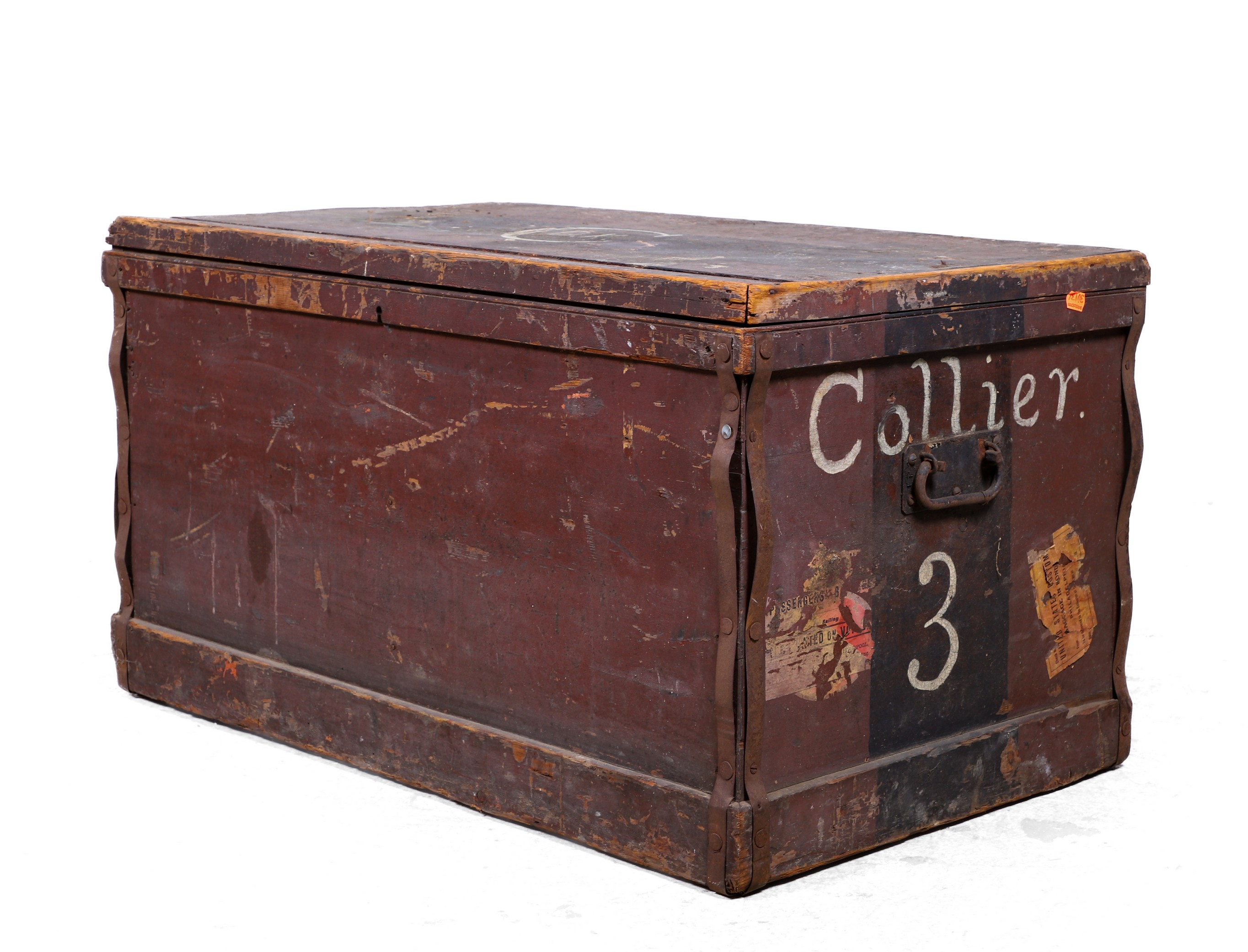Paint decorated trunk, Paint