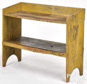 PAINTED BUCKET BENCH<br>Pennsy