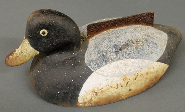 Painted cast iron duck-form boot