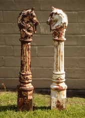 PAINTED CAST IRON HORSE-HEAD H
