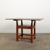 PAINTED CHAIR TABLE, EARLY 19T