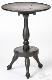 PAINTED DISH TOP CANDLESTAND<b