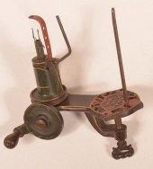 PAINTED IRON MECHANIZED ROPE O
