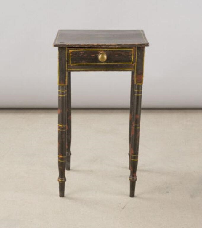 PAINTED ONE-DRAWER TABLEA