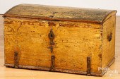 PAINTED PINE DOME TOP BOX, 19T