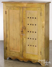 PAINTED PINE PIE SAFE, 19TH C.