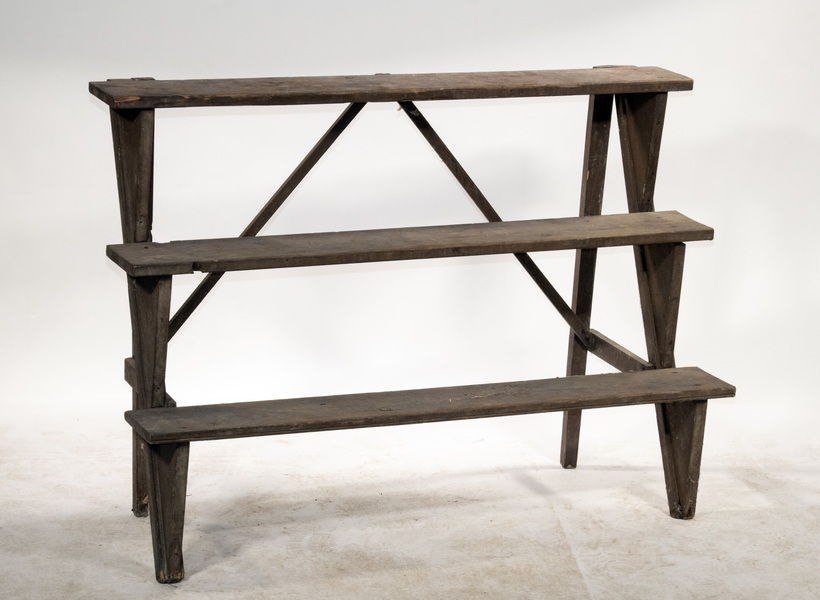 PAINTED PINE PLANT STAND Early 20th