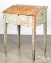 PAINTED PINE SCHOOLMASTERS DES