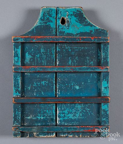 PAINTED PINE SPOON RACKPainted pine