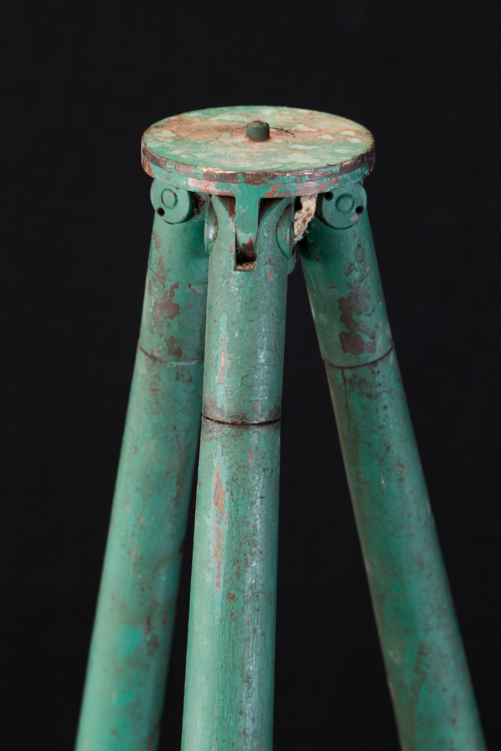 PAINTED TRANSIT TRIPOD.