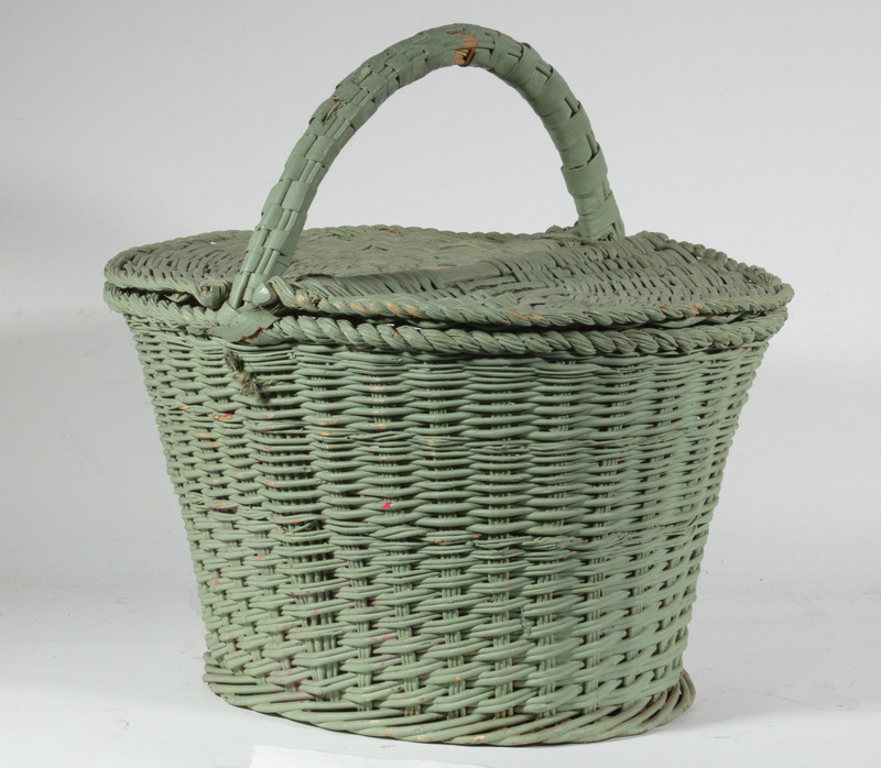 PAINTED WICKER BASKET Vintage