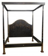 PAINTED WOOD FOUR-POSTER BEDcu