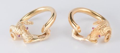 PAIR 18K RAM'S HEAD HOOP