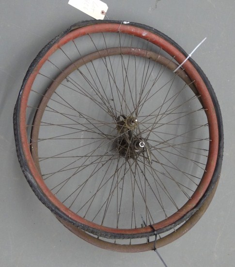 Pair 28'' pneumatic safety rims.