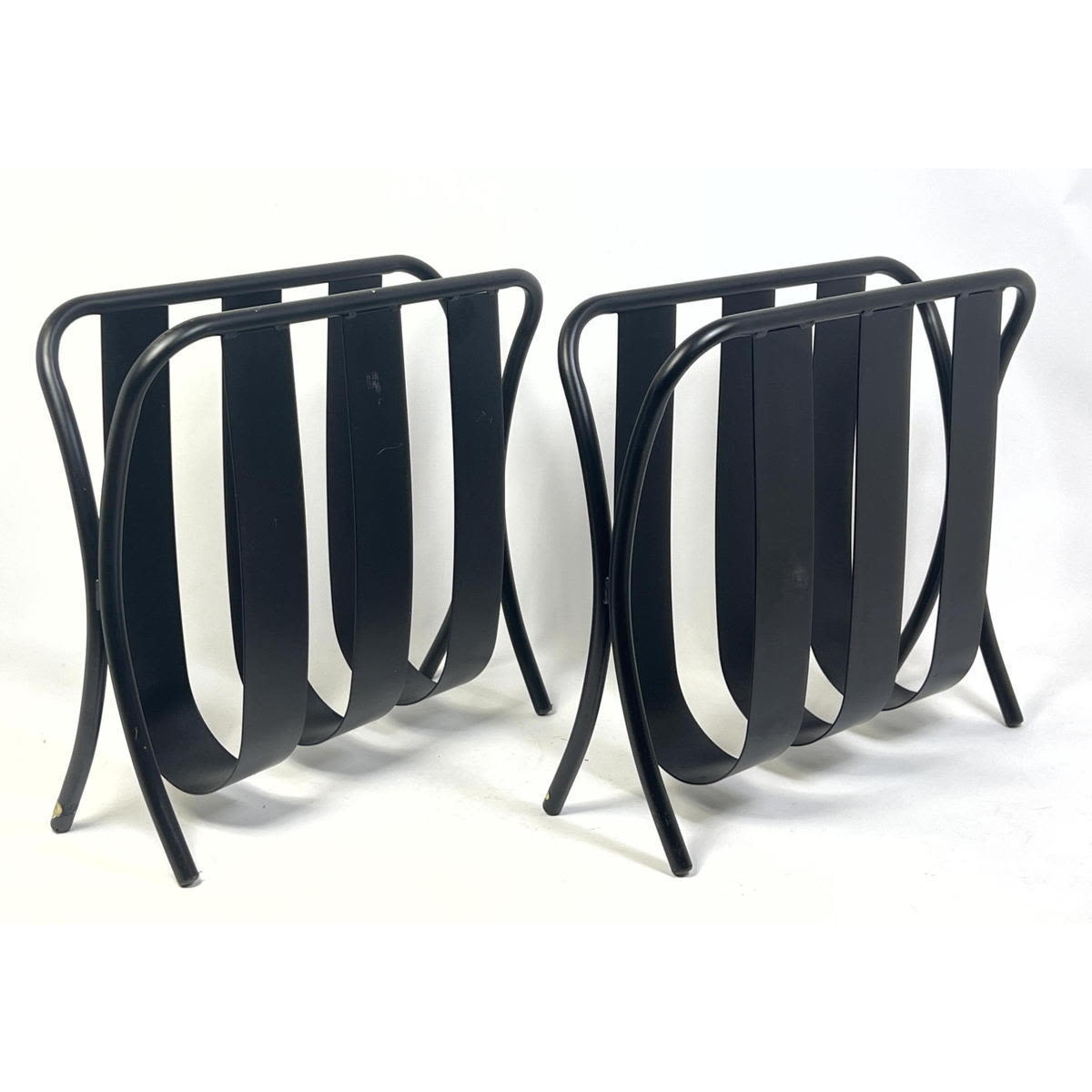 Pair AMISCO Black Metal Magazine