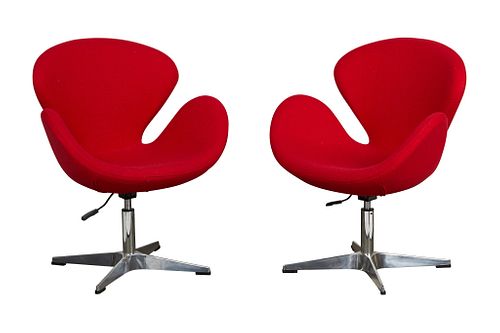 PAIR ARNE JACOBSEN STYLE RED SWAN