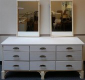 PAIR ASIAN INSPIRED WHITE AND