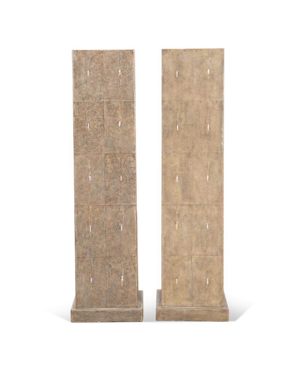 PAIR AUGOUSTI SQUARE SHAGREEN